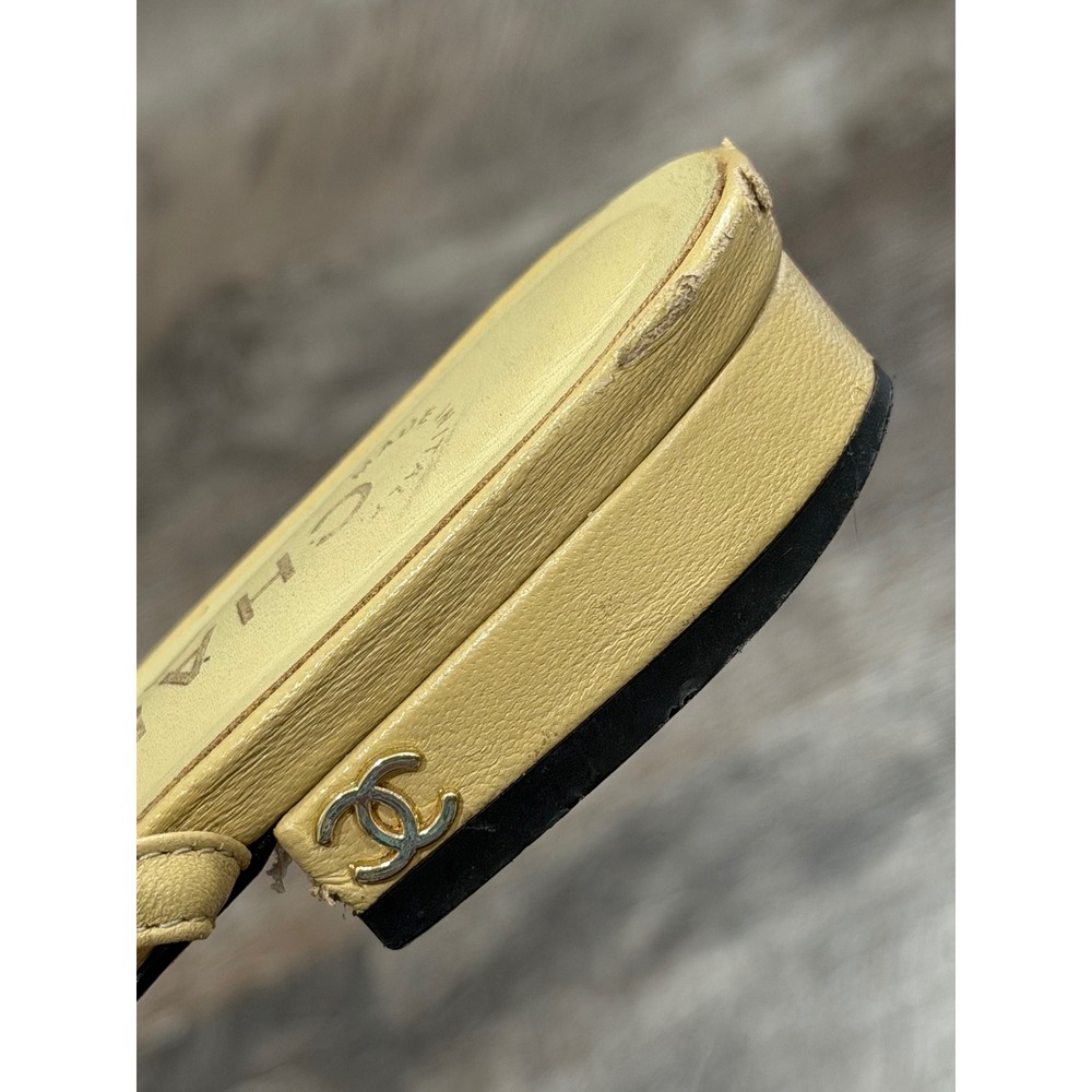 Chanel Beige Leather Black Cap Toe Slingback Flats CC Logo Made in Italy - Picture 10 of 13